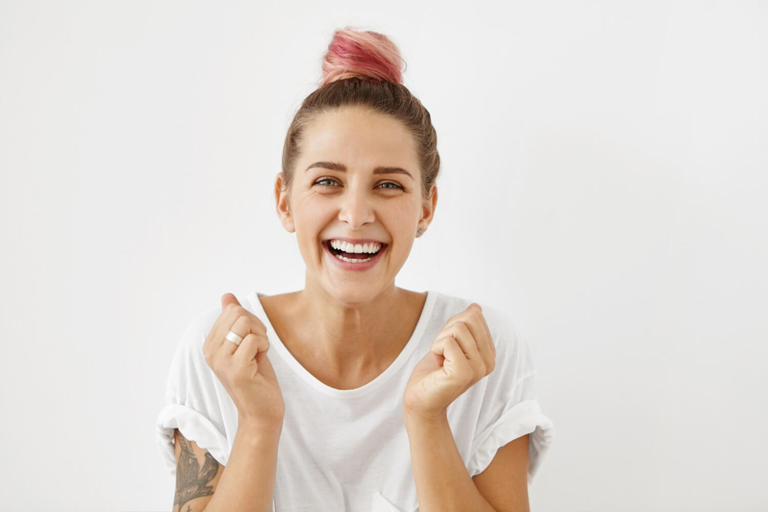 Qual a Melhor Lente de Contato Dental